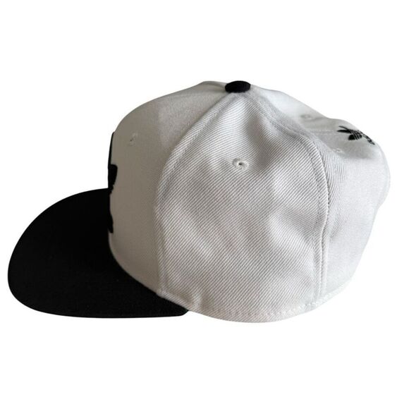 Adidas Original Flat-Brim Basebell Cap With Embroidery Initials - Picture 5 of 13